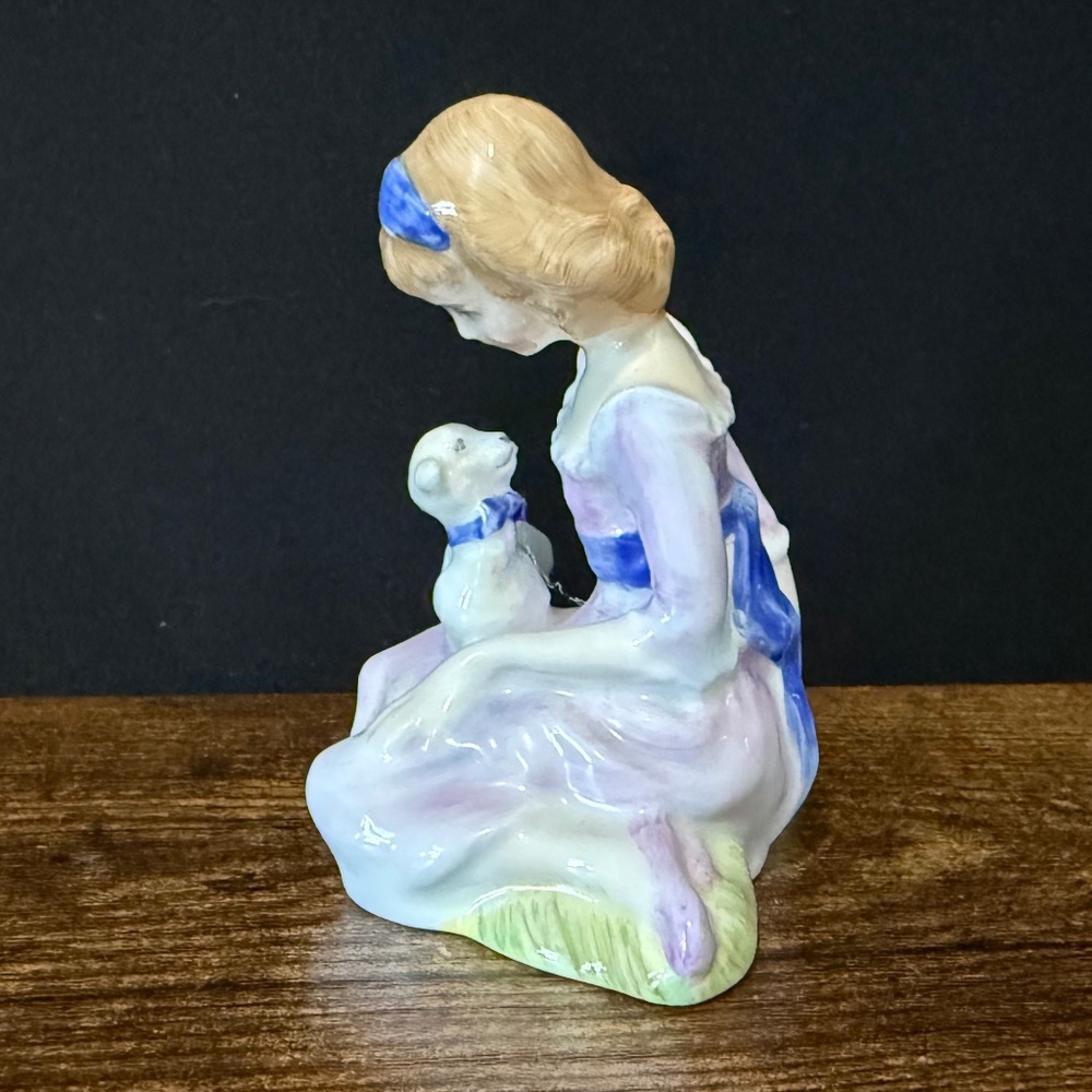 ROYAL DOULTON “Mary Had A Little Lamb” Figurine - Picture 6 of 11